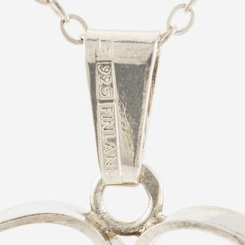 Collier, silver med rökkvarts, Kultasepät Salovaara, Finland.