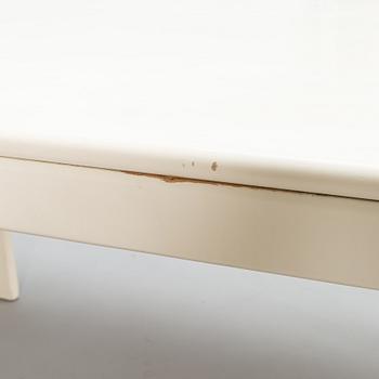 Eero Aarnio, A 1970's dinner table and four chairs "Flamingo" by Asko.