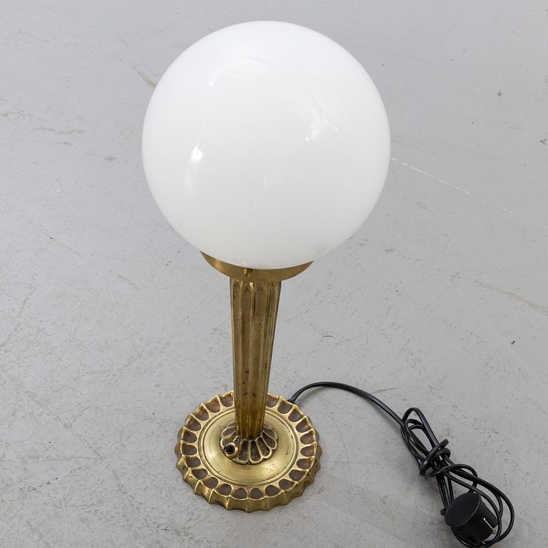 BORDSLAMPA, 1900-talets mitt.