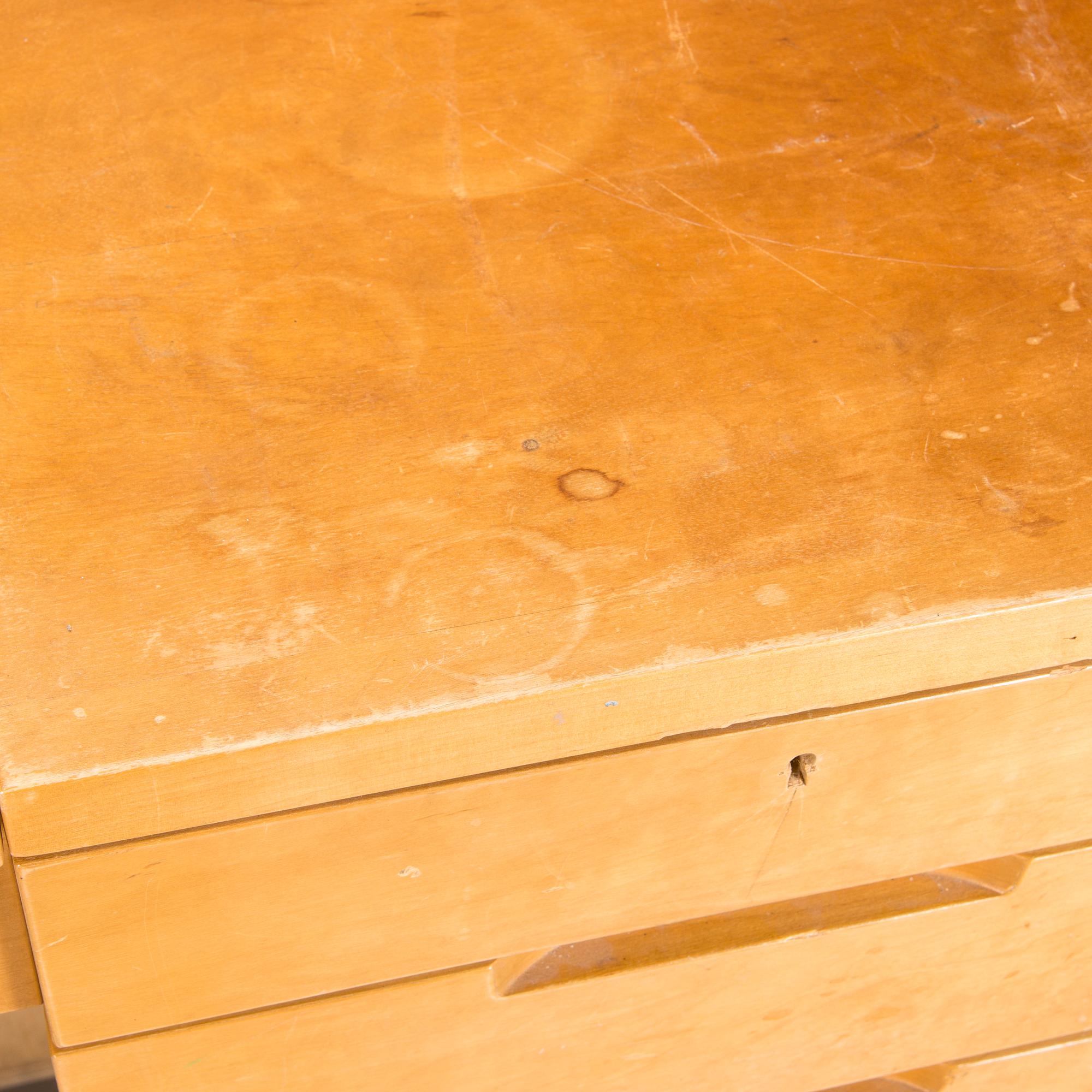 Aino Aalto, toalettbord / skrivbord,  modell 190, O.Y. Huonekalu- ja Rakennustyötehdas A.B. tidigt 1950-tal.