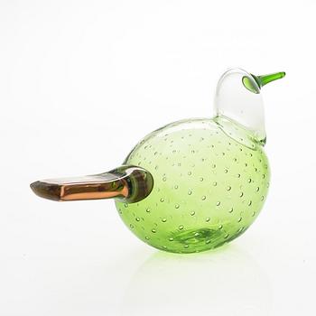 Oiva Toikka, a 'Summer Finch' glass bird, signed O. Toikka Nuutajärvi.