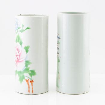 Two enamelled Chinese brush vases, late 20th century.