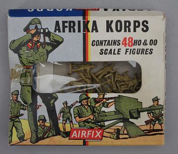 PARTI SMÅSOLDATER, Airfix, 1960-tal. 19 kartonger.