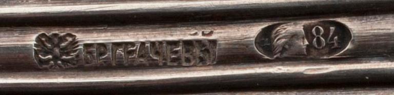 FÖRLÄGGARE, silver, Gratschev, St. Petersburg 1899-1908. Vikt 298 g.