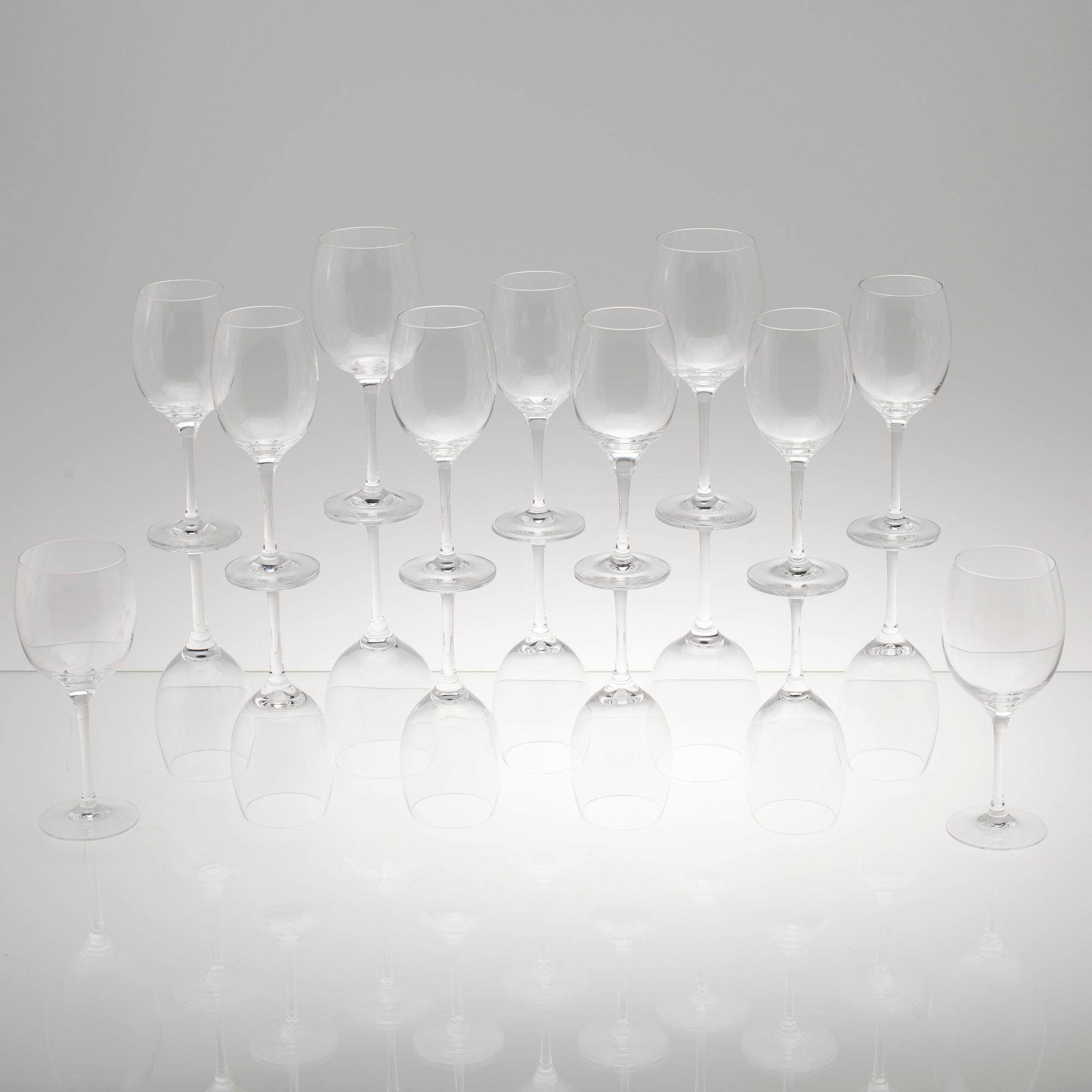 VINGLAS, 14 + 6 delar, klart glas, "Kolibri" Timo Sarpaneva, Iittala. 1980-tal.