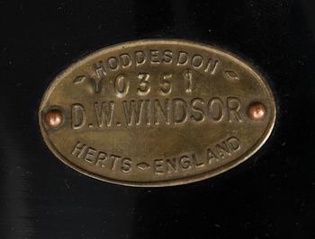 LYKTOR, 1 par, för utomhusbruk, D.W Windsor, Hoddesdon, Herts, England, 1900-/2000-tal.
