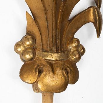 Two pairs of curtain-rod finials, early 19th Century.