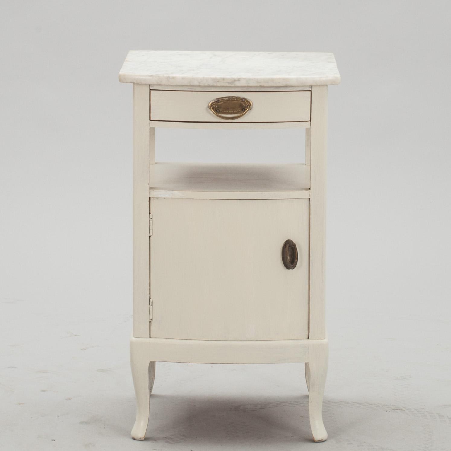 SÄNGBORD, 1900-tal.