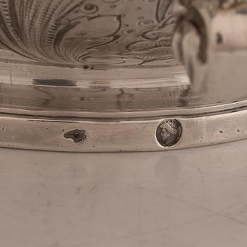 Tekanna, silver, Frankrike, 1819-38.