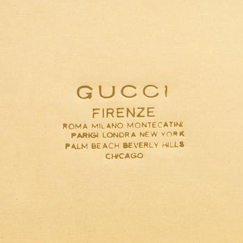 GUCCI,