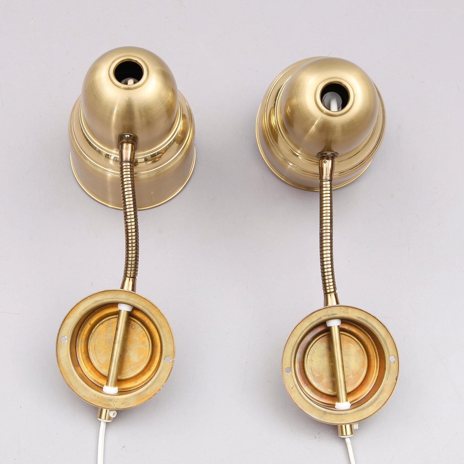 VÄGGLAMPOR, 1 par, mässing, EWÅ, Värnamo, 1900-talets andra hälft.