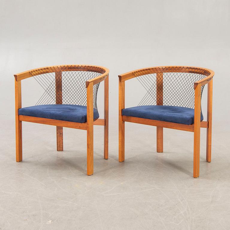 Niels Jörgen Haugesen, stolar 2 st, "String chair", Tranekaer Furniture senare delen av 1900-talets.