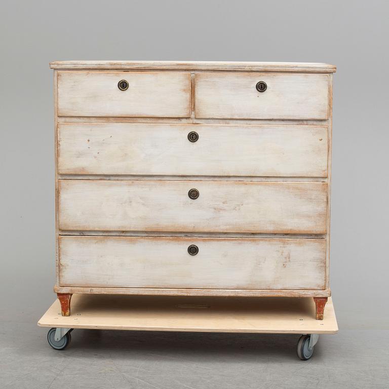 A Gustavian style chest of drawers, 19th Century.