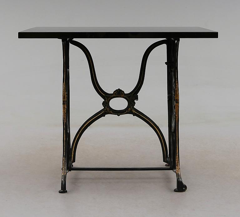 BORD, modern tillverkning.