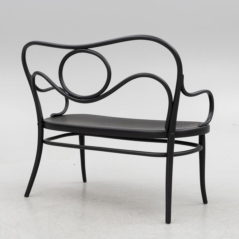 A sofa from Thonet, Austria, around 1900.