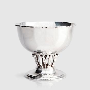 16. Georg Jensen, skål på fot, Köpenhamn efter 1945, sterling silver, design nr 19A.