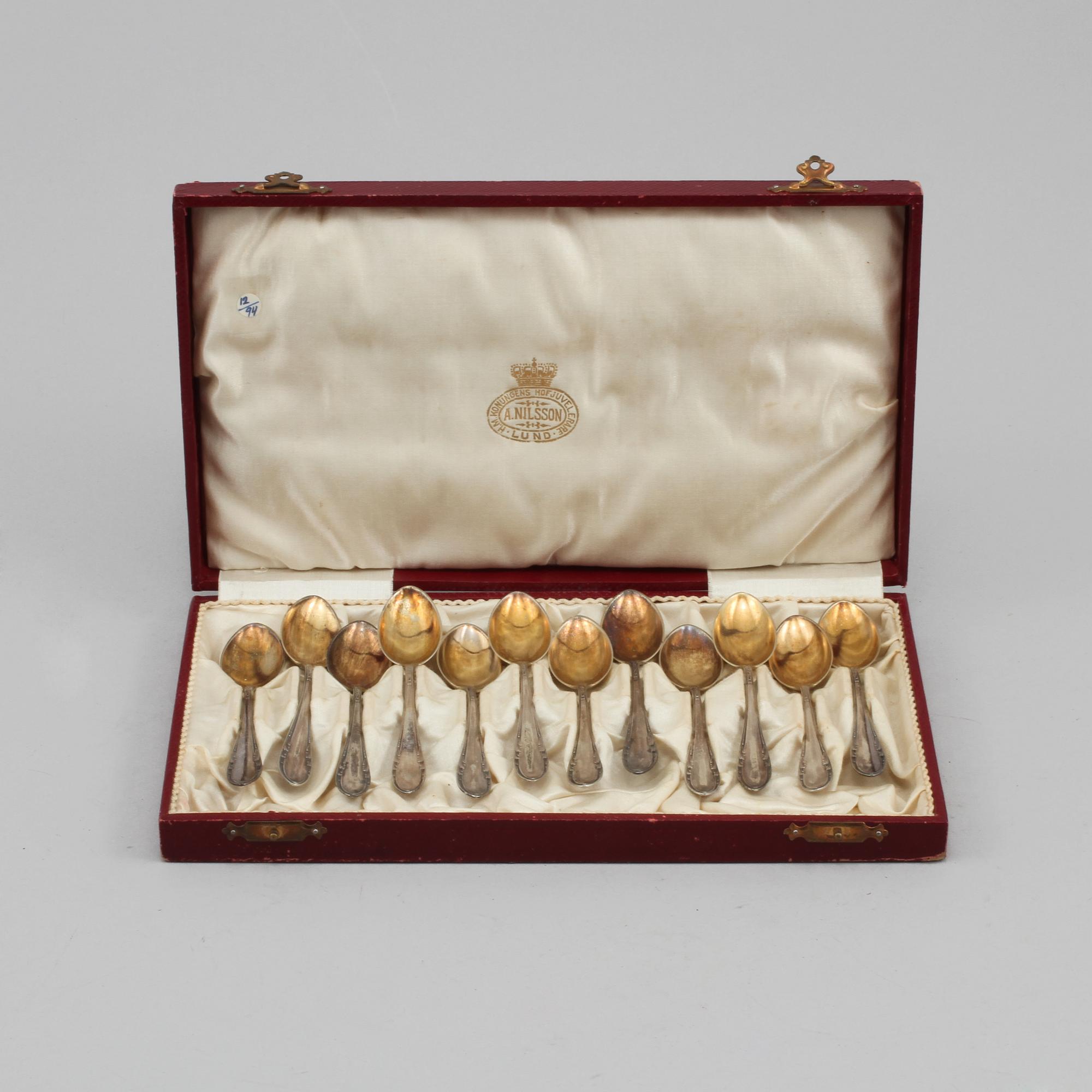 KAFFESKEDAR, 24 st, silver, Sverige, Ryssland och importstämplat, 1800- och 1900-tal, vikt 287 g.