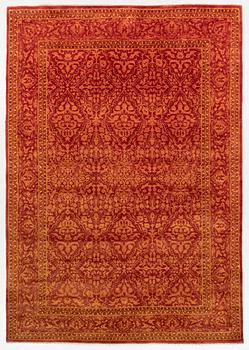 A carpet from Northern India / Pakistan, c, 290 x 200 cm.