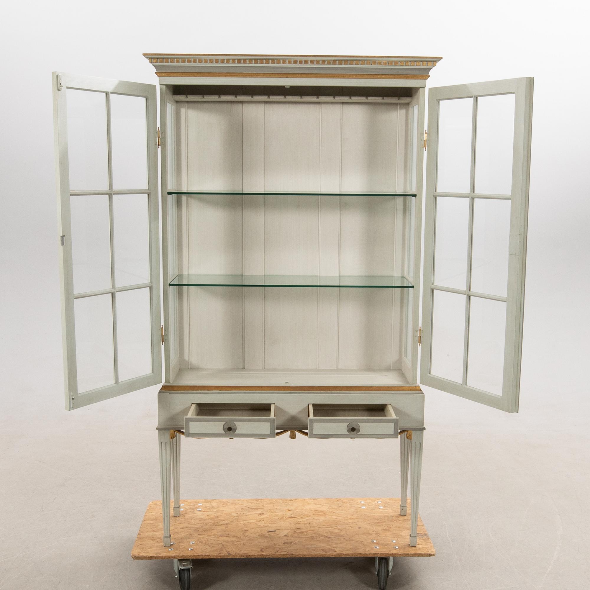Display cabinet, Gustavian style, K.A. Roos, Helsingborg, later half of the 20th century.