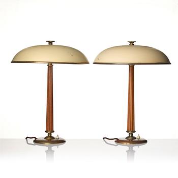 Erik Tidstrand or Bertil Brisborg (Sverige) 1910-1993, table lamps, 1 pair, model "30246", Nordiska Kompaniet 1940s.