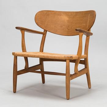 Hans J Wegner, fåtölj, modell CH 22, Carl Hansen & Sons, Odense.