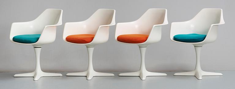 BORD OCH STOLAR, 1+4st, "Tulip", Robin Day, Arkana, England. Formgivna 1950-tal.