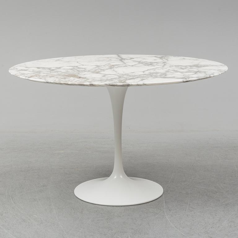 EERO SAARINEN, 'Tulip' table, Knoll.