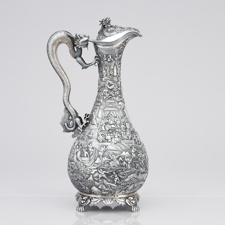 A Chinese export silver wine ewer, Qing dynasty, 19th Century.