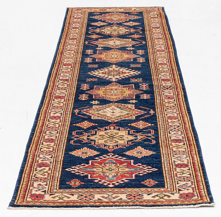 Rug, Kazak, 83 x 294 cm.