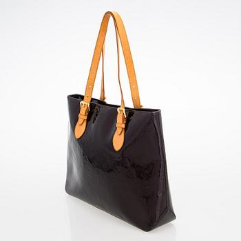 Louis Vuitton, 'Brentwood' bag.