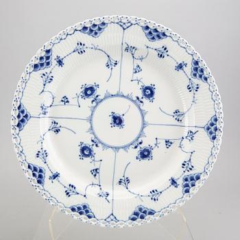 Servis 27 dlr Musselmalet helblonde Royal Copenhagen Danmark porslin 1900-talets andra hälft.