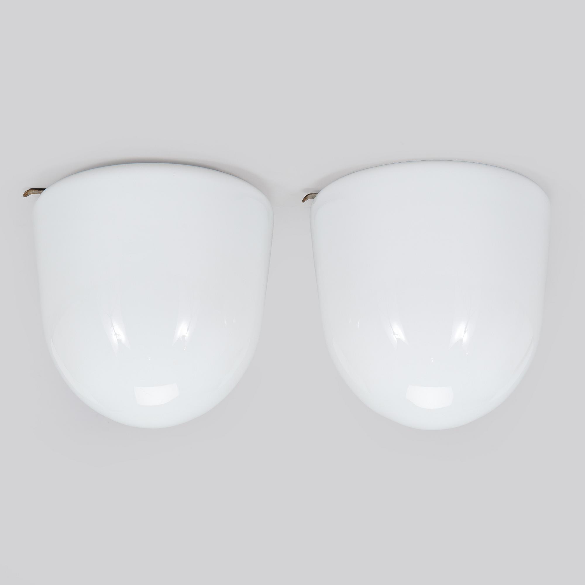 Paavo Tynell, a pair of mid-20th-century '80112-30' ceiling lights for Idman.