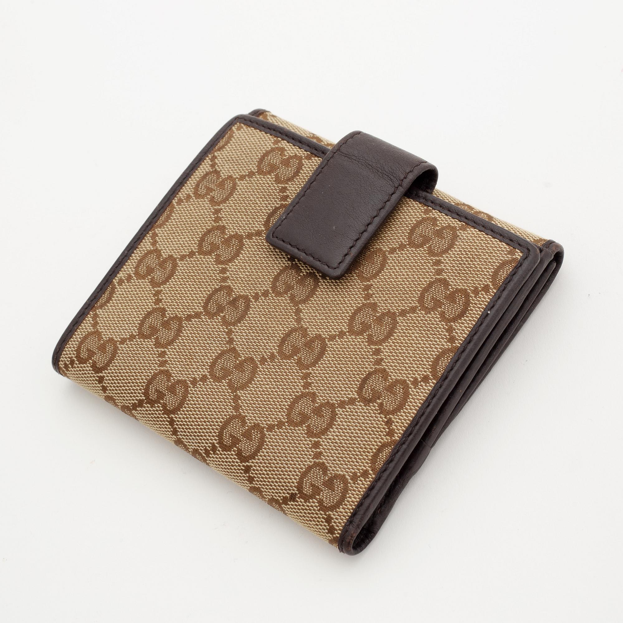 GUCCI, Bag and wallet.