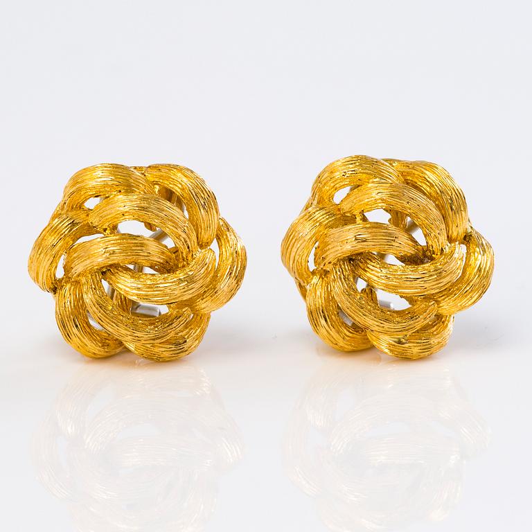 ÖRHÄNGEN, 18K guld. Importstänplad Koruteollisuus Tillander Oy, Helsingfors.