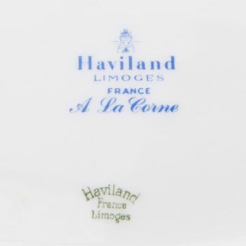 A SET OF 39 PCS PORCELAIN TABLEWARE by Haviland Limoges, France 1950s.