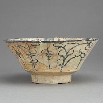 SKÅL, lergods, Keshan, Persien, 1200-tal.