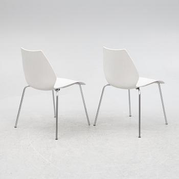 Vico Magistretti, twelve "Maui" chairs, Kartell.