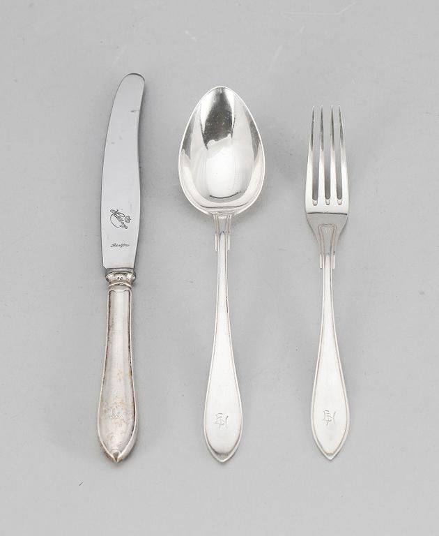 BESTICK, 18 st, silver, "Svensk spets", C.G. Hallberg, 1924-1939. Ca 718 gr.