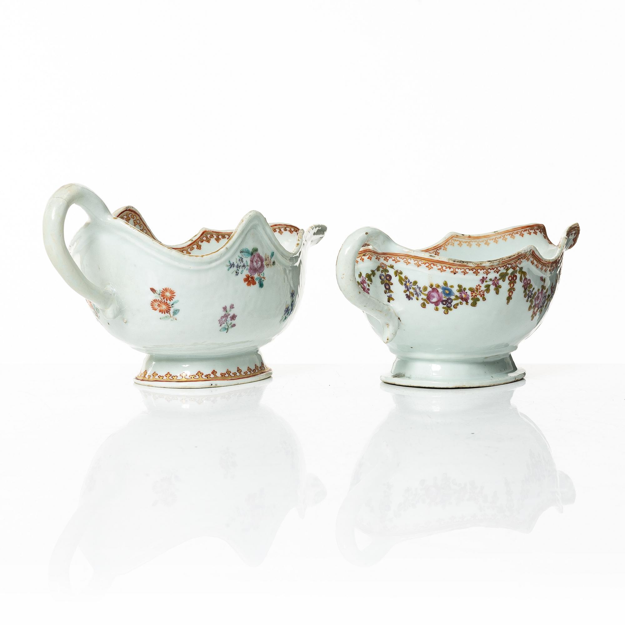 Two Chinese famille rose porcelain sauce boats, Qing dynasty, Qianlong (1736-95).