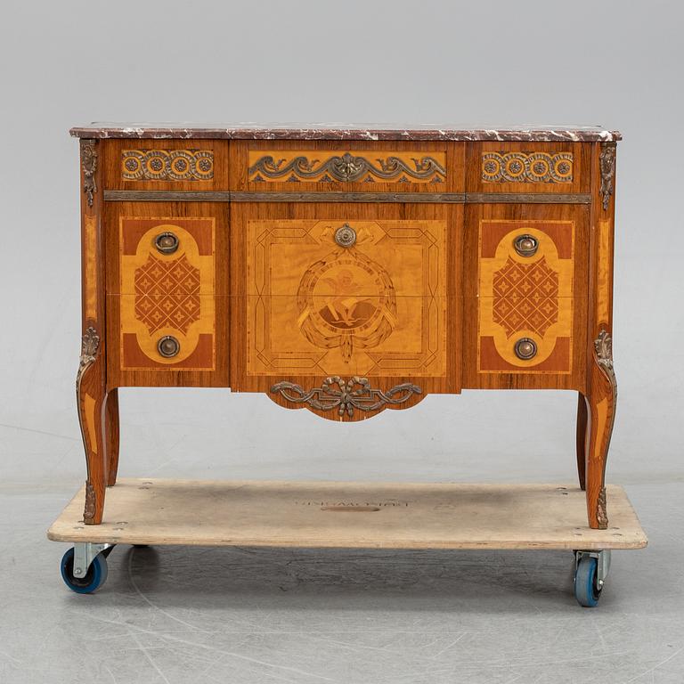 A mid 20th Century Gustavian style chest of drawers.