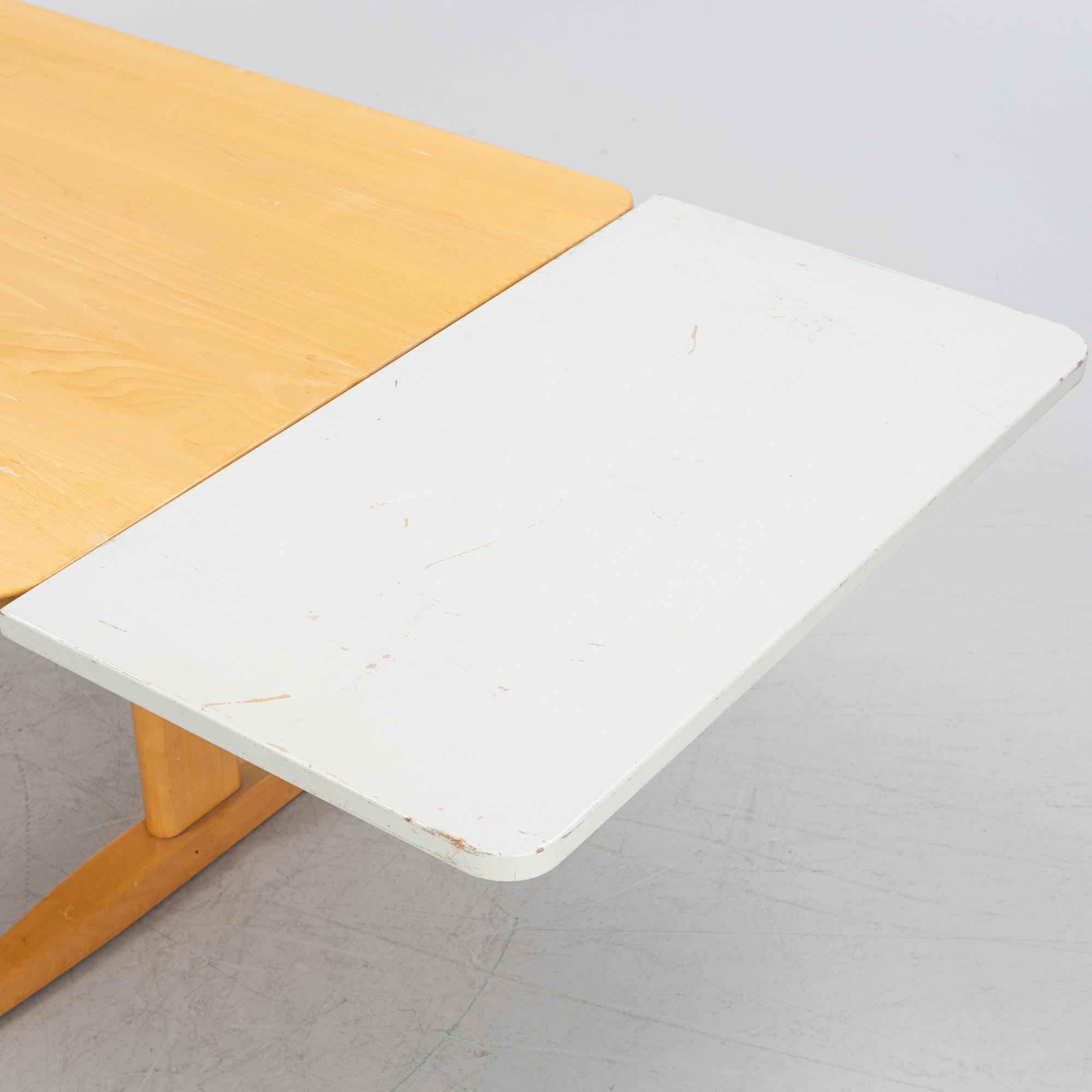Børge Mogensen, table, "Shaker Table", CM Madsens Fabriker, Denmark, the model designed in 1958.