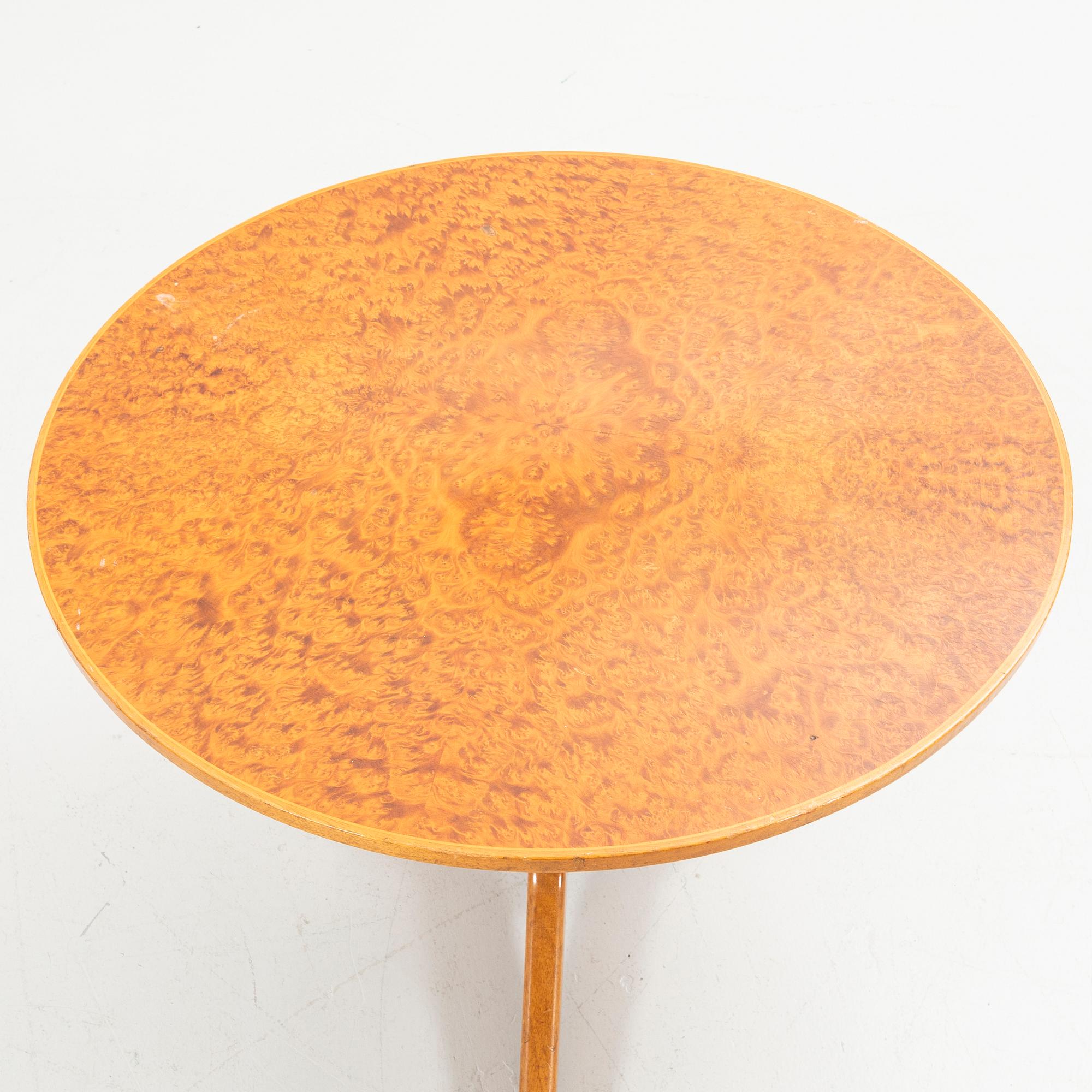 Josef Frank, Coffee table, model 560, Svenskt Tenn, 1940s.