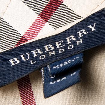 KLÄNNING, Burberry.