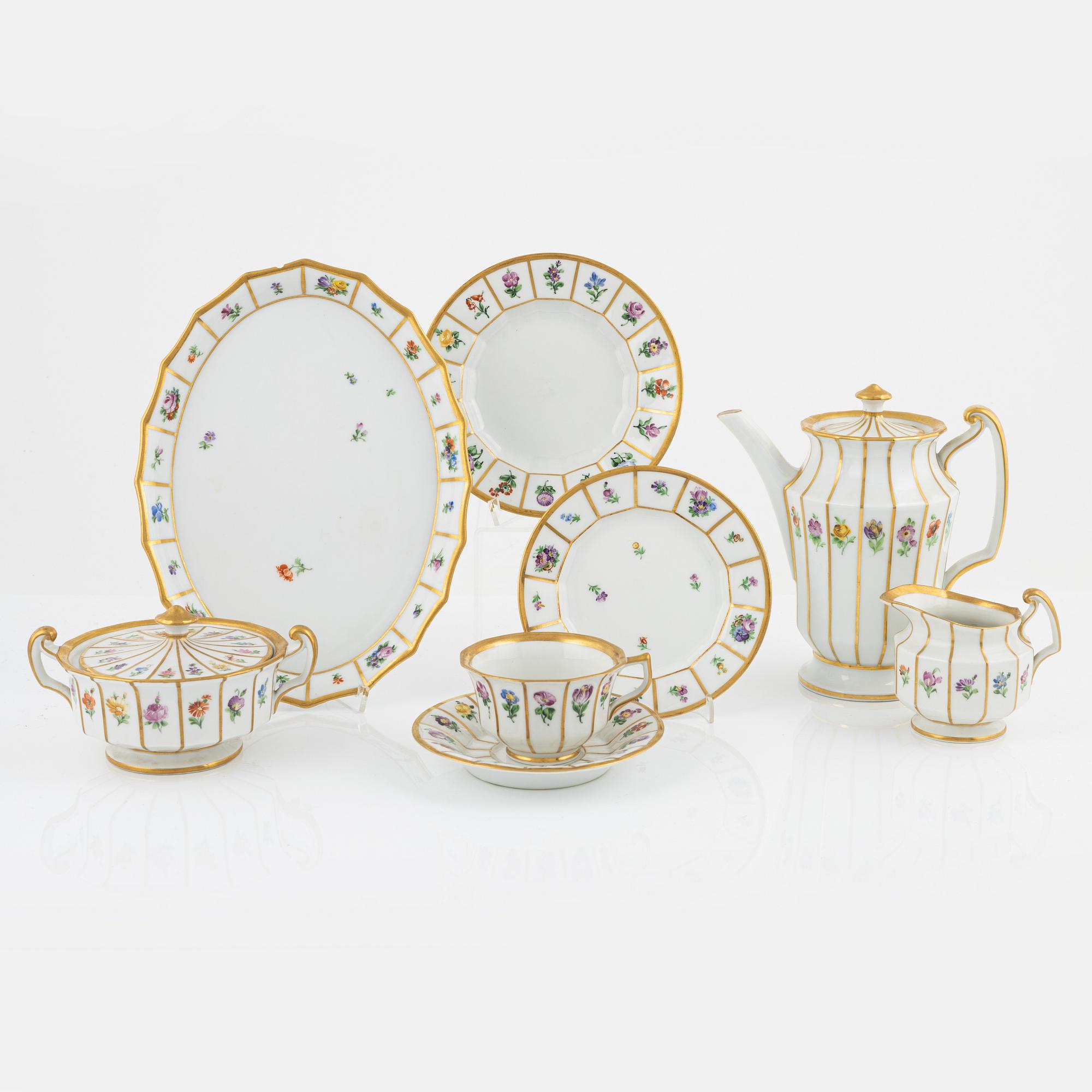 Kaffeservis, 18 delar, porslin, "Henriette", Royal Copenhagen, Danmark.