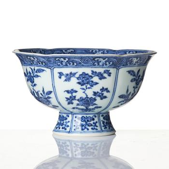 A blue and white 'sanduo' lobed bowl, Qing dynasty, Yongzheng mark and of the period (1723-35).