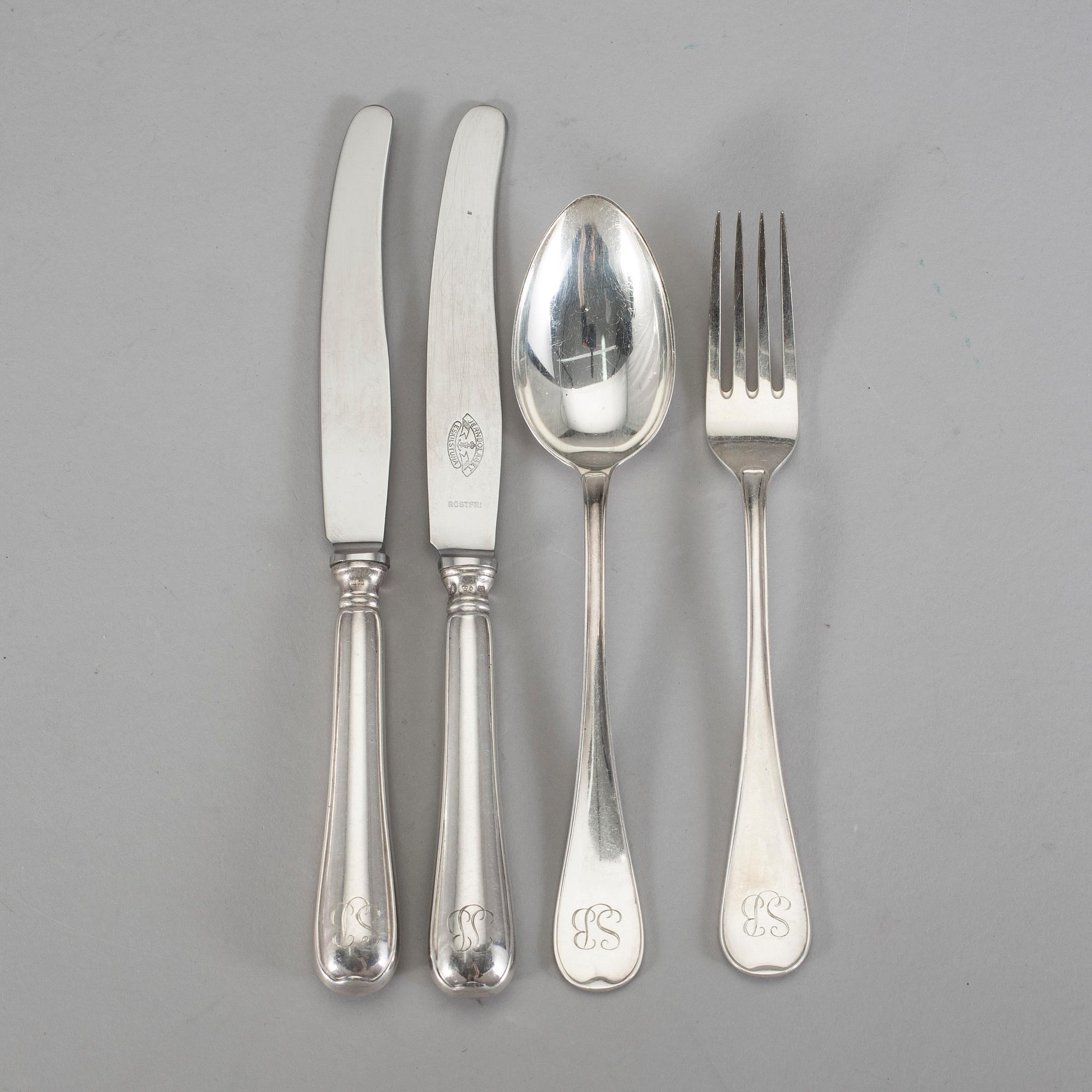 BESTICKDELAR, 18 st, sterling silver, CG Hallberg, 1950-tal. Vikt exkl knivar med stålblad, ca 596 g.