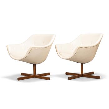 Carl Gustaf Hiort af Ornäs, a pair of 1960s 'Mandarine' armchairs for Puunveisto Oy - Träsnideri Ab, Finland.