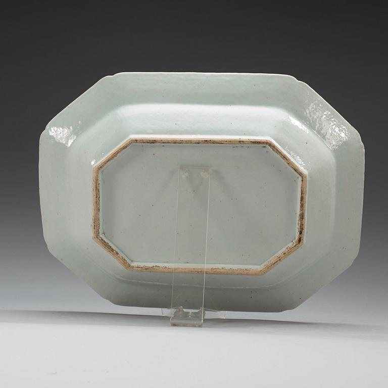 A famille rose tureen with cover and stand. Qing dynasty, Qianlong (1736-95).