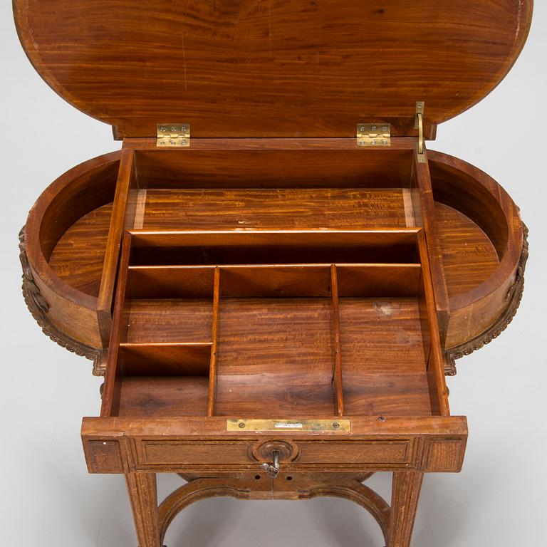 Sewing table, probably Russia, second half of the 19th century.