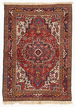 Matta, Antik/semiantik Heris/Gorovan, ca 155 x 112 cm.